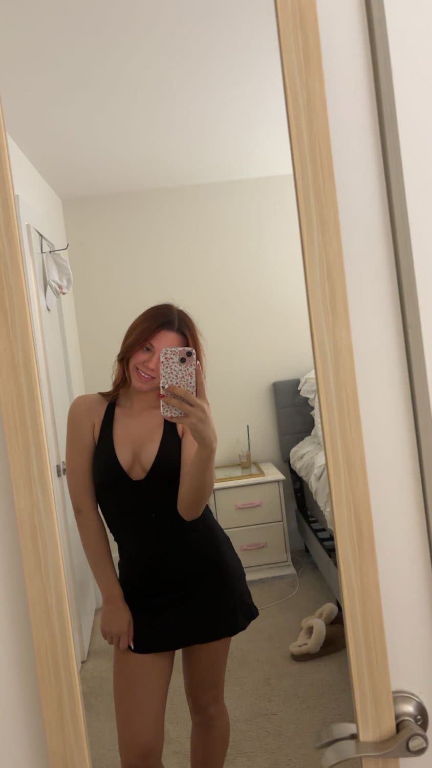 Just a freaky teen girl (im 18)