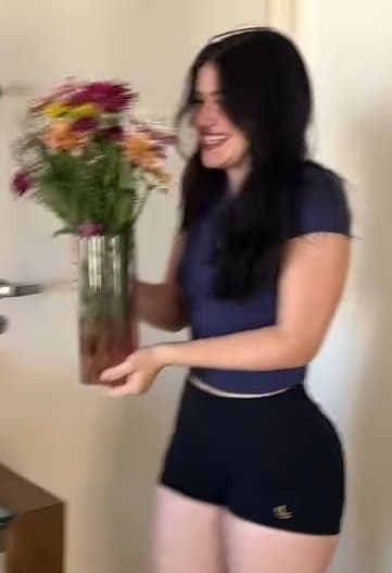 MARIA ZB ASMR BUNDA GRANDE