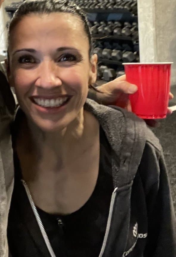 46 year old gorgeous milf celebrates divorce by taking bbc while friend films