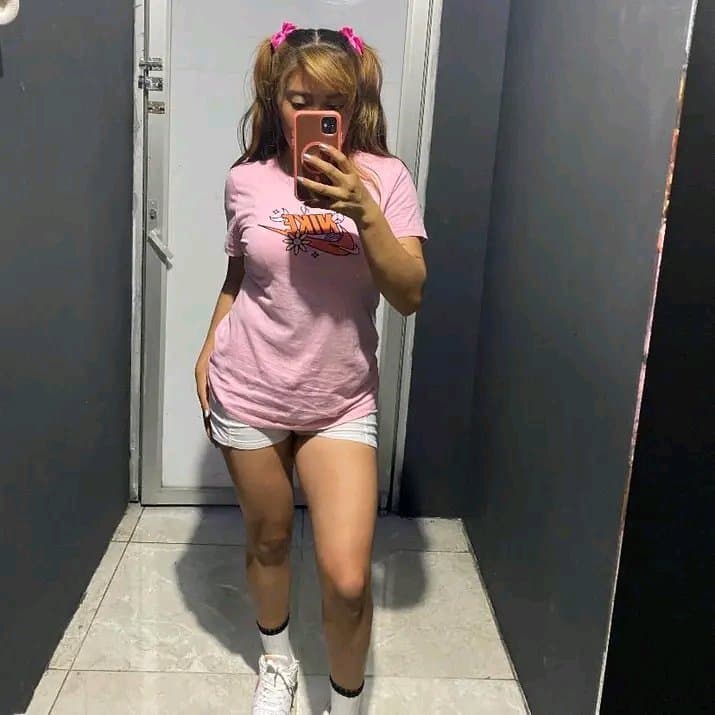 Vane colegiala mexicana putita