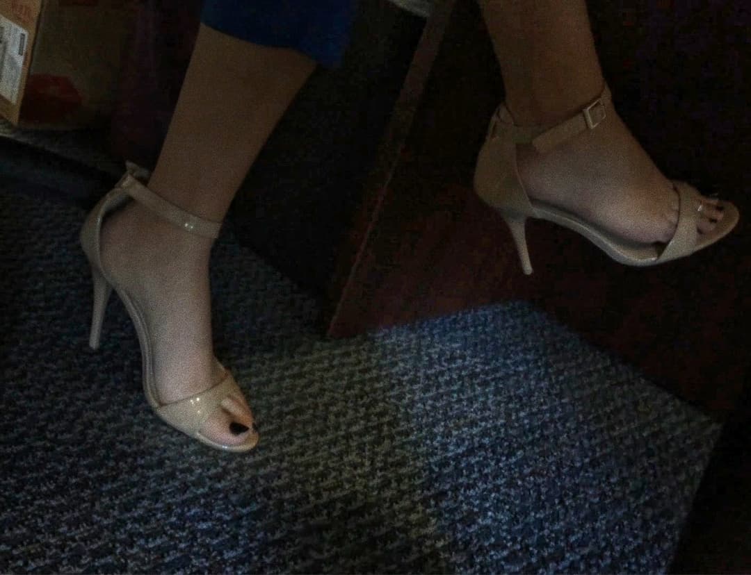 Classroom Under Desk Latina Foot Spy Creepshots