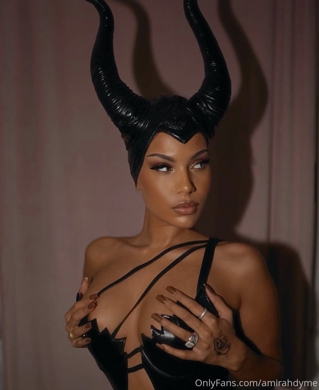 Big Exotic Ass Amirah