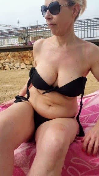 Mature UK Blonde Slut With Big Saggy Tits