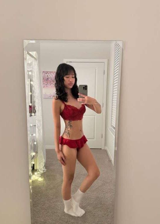 Click to view full size Dona Creamy Asian amateur pussy squirted Leaks