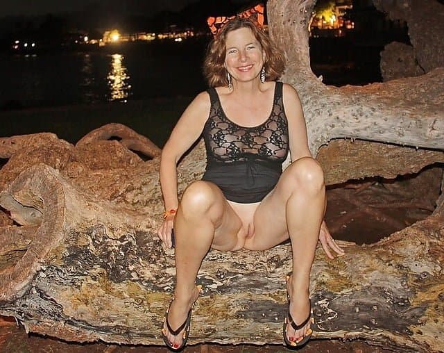 Amature Mature Exhibitionist - Part 1.      (x3)