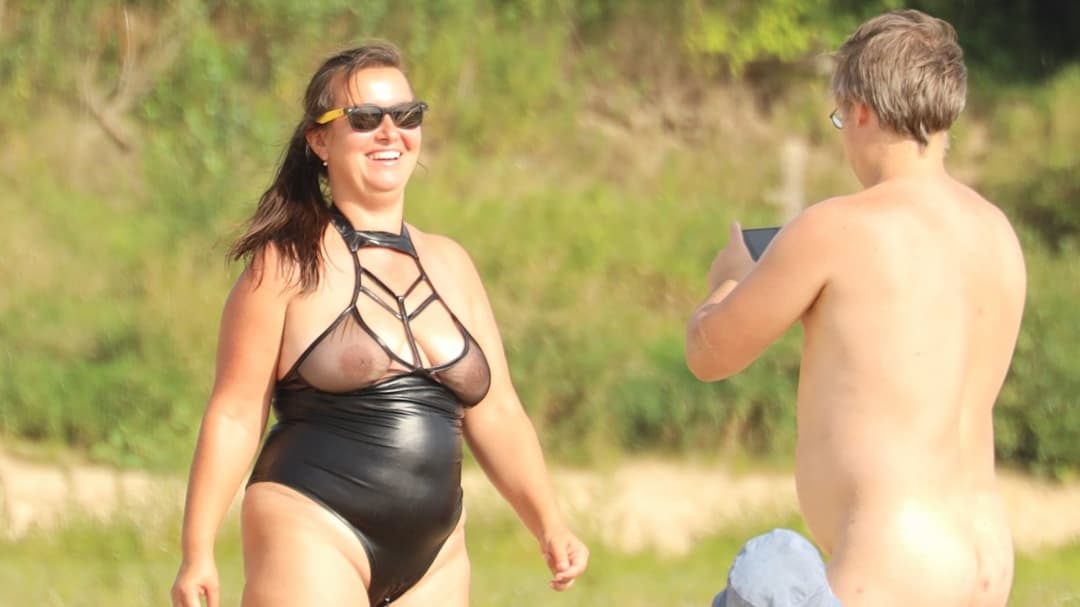 Click to view full size Nude beach 16