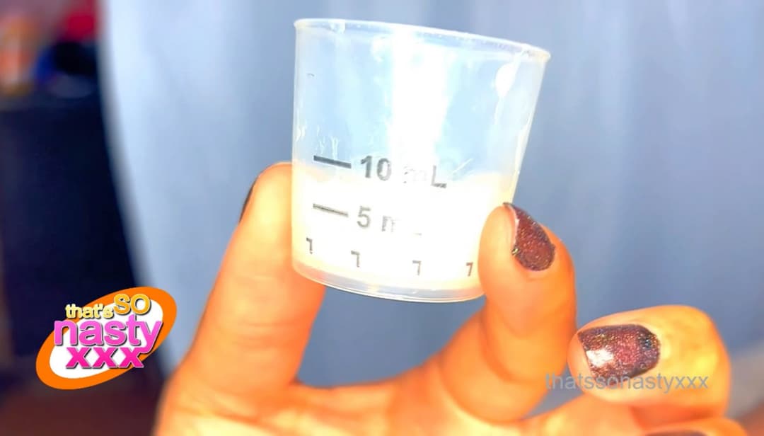 WOW: Female Doctor MILKS BBC for her OnlyFans! ?