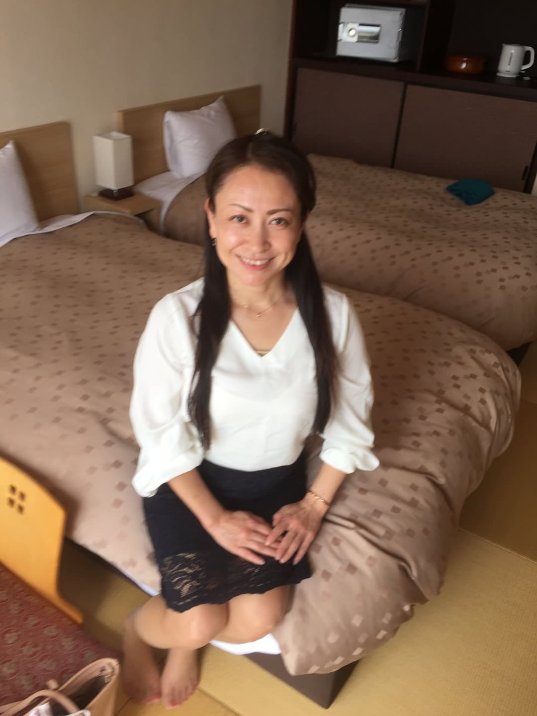 Horny Japanese mature wife Yukiko gets gangbanged by two guys 2