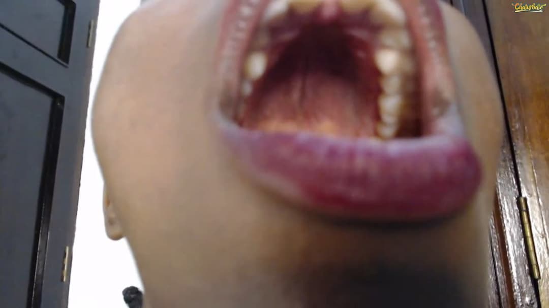 Sexy webcam African babe mouth fetish