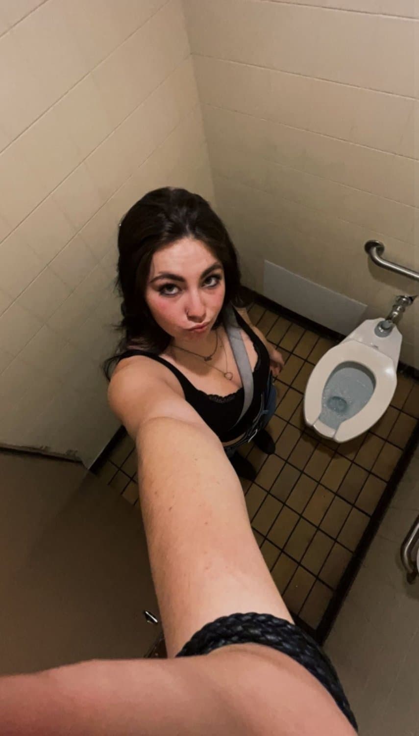 20 year old gym slut cindy