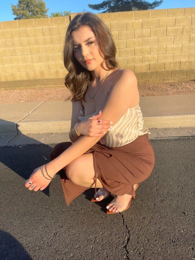I want to impregnate my ex gf sister Jessi Kuntzelman @jessimariek shoe so sexy and has perfect feet
