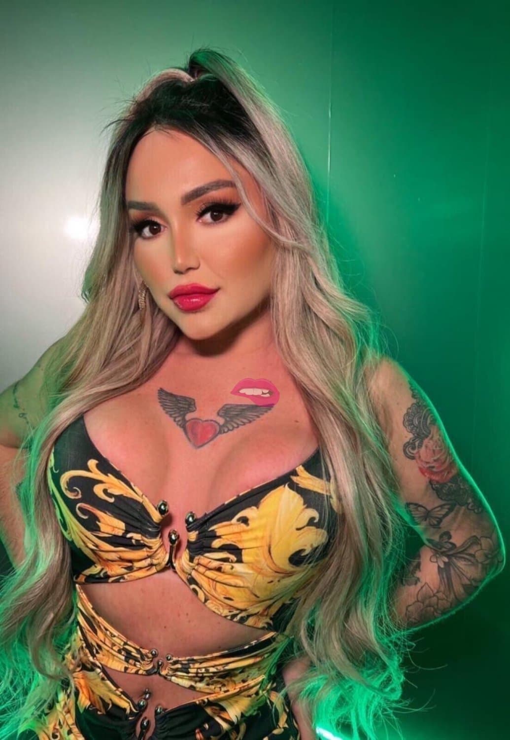 Click to view full size Michele nogueira