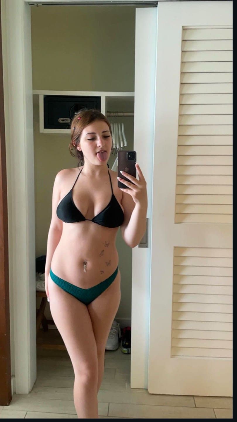 Kami, Sexy teen gets leaked