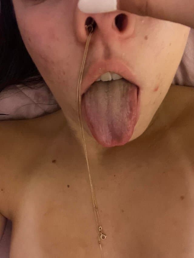 Braindead toilet cunt stuffs her holes with piss soaked panties and her necklace