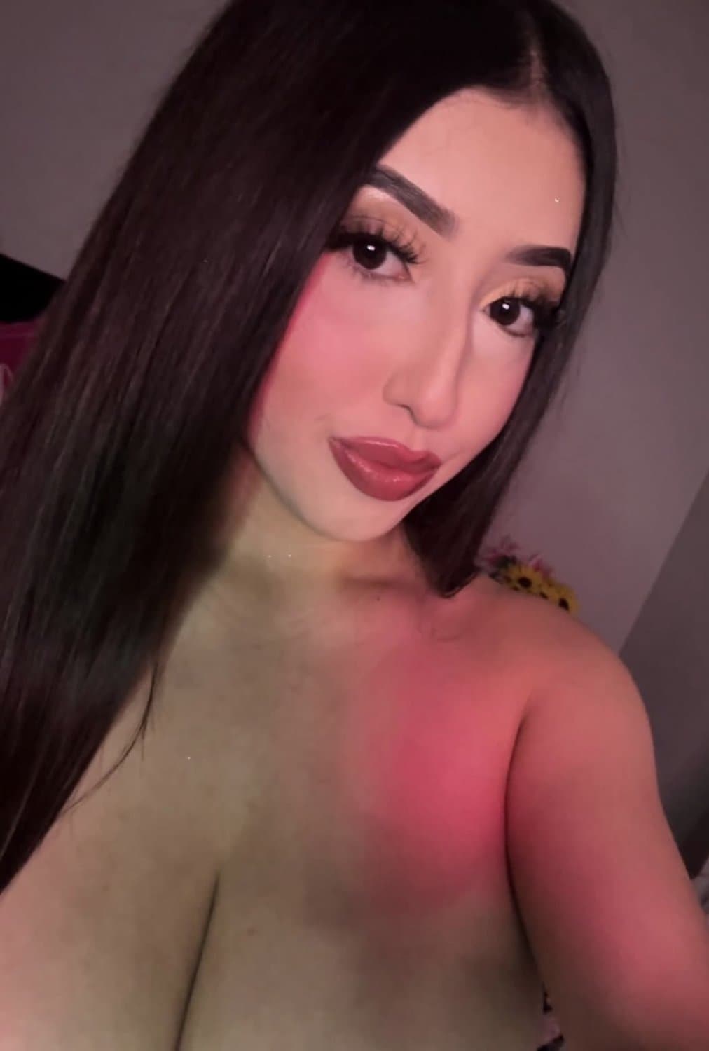 Ashely arambulaaa big nut busters?