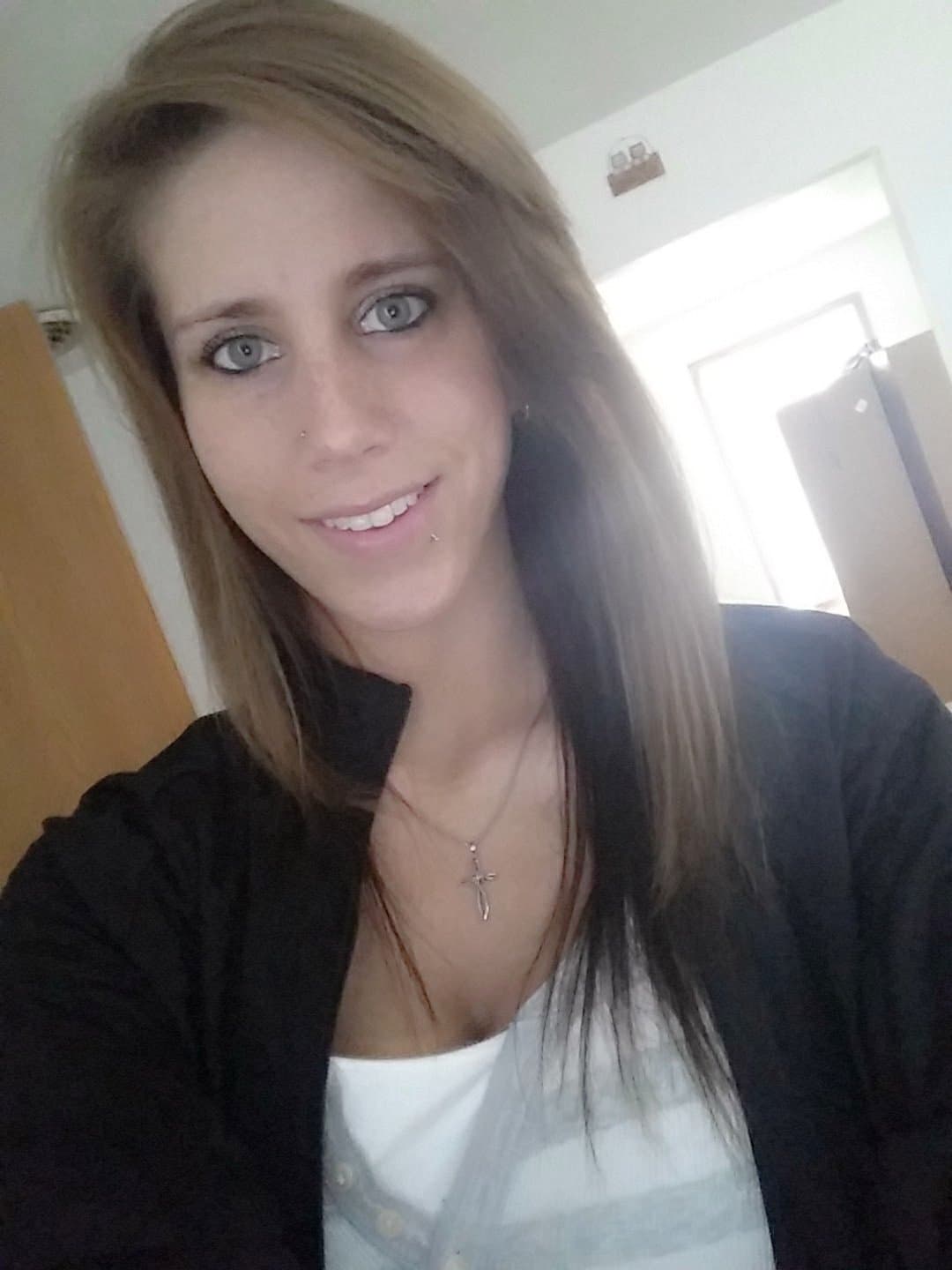 From G G W to weird hypnosis porn, Jessica’s online career didn’t exactly take off ?