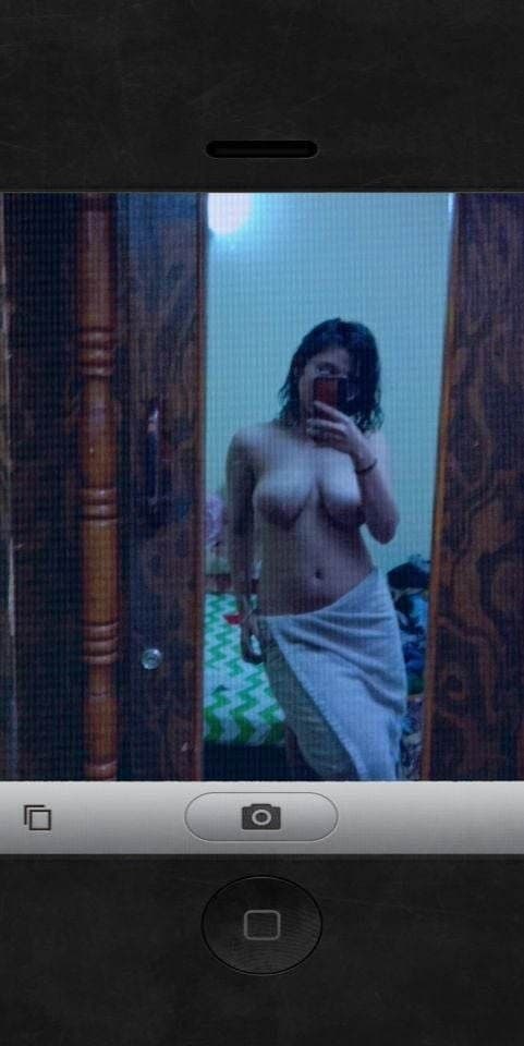 Desi slut - Nice boobs, nude and non-nude