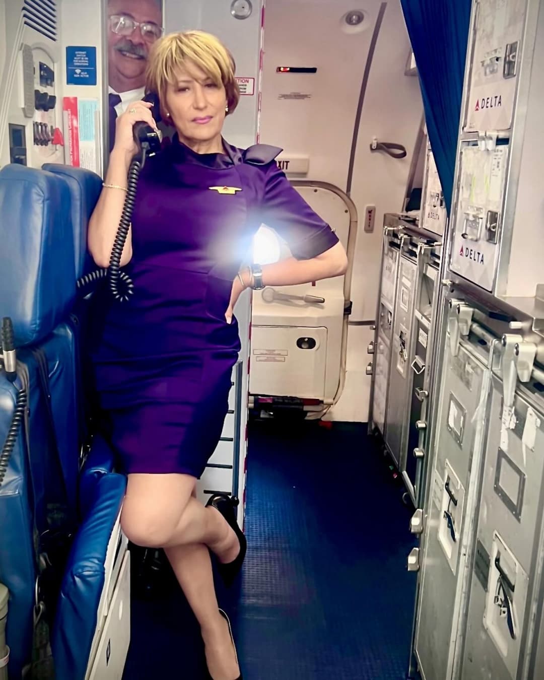 Thick Gilf flight attendant