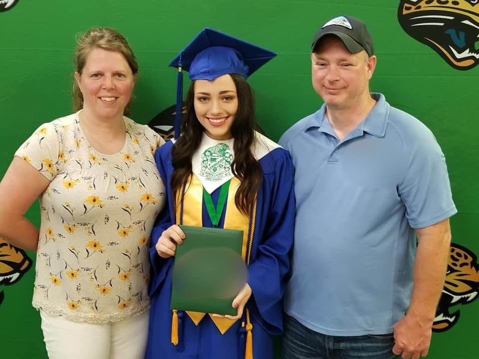 Jeana, dumb whore. New number, call her/text her now blow her phone up (606) 385-5503