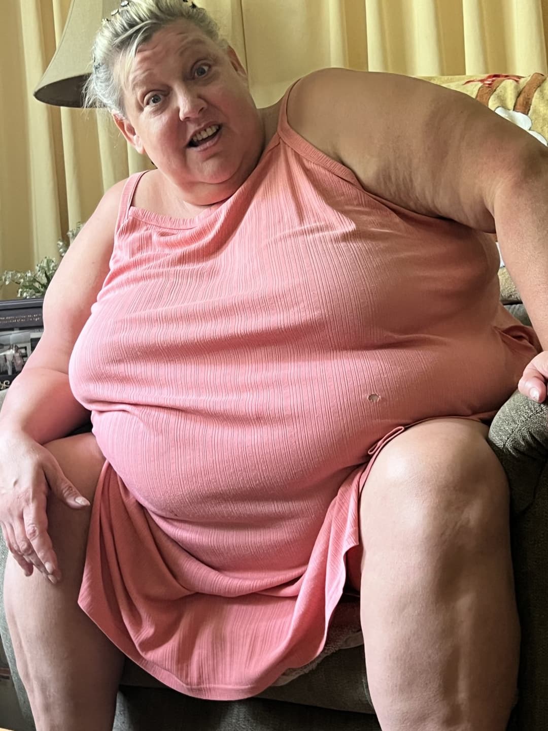 Real ssbbw mom candid too fat to stand and cook but fat enough to fuck