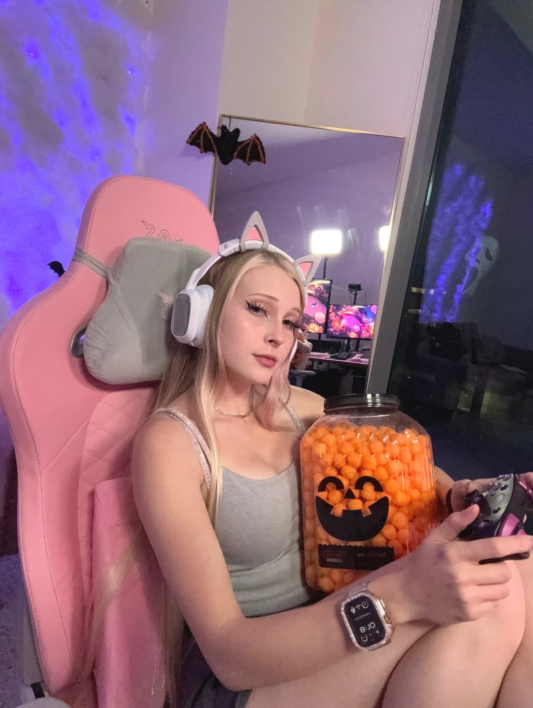 Bored and horny. Looking for sex partner