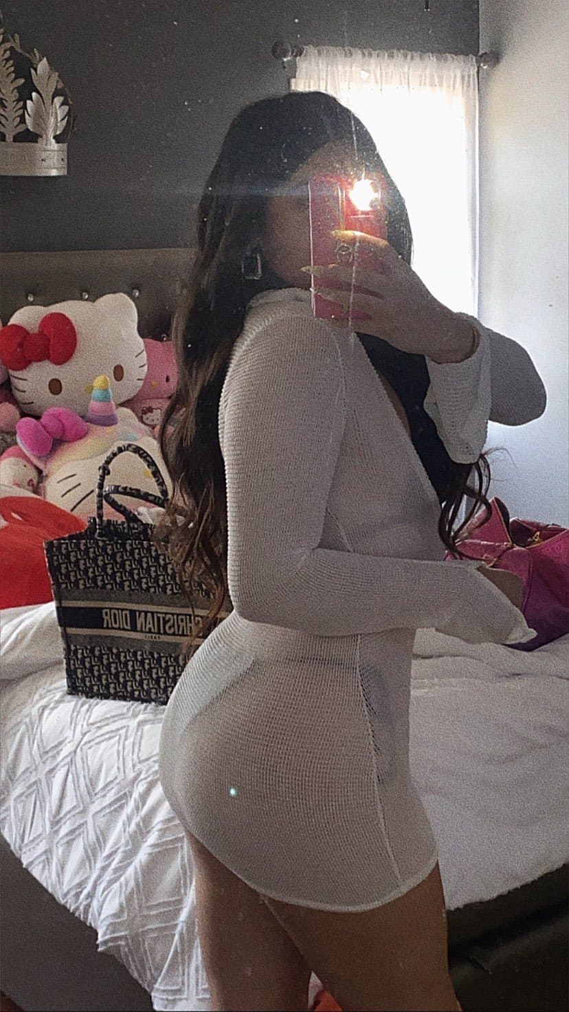 Sexy SoCal Latina baddie Iran needs a fat dick to take her to poundtown