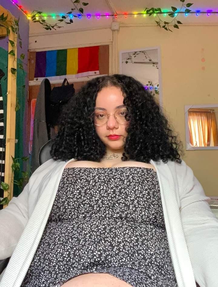 Bitch i wanna fuck, pm if you wanna talk about her