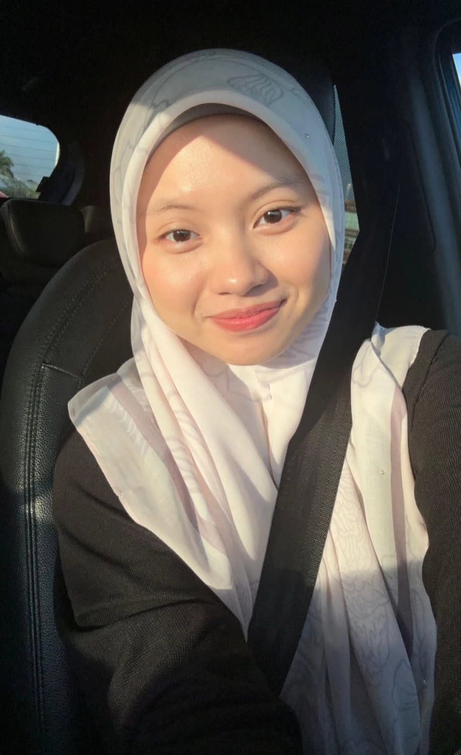 pretty face nice body make a masturbate video?