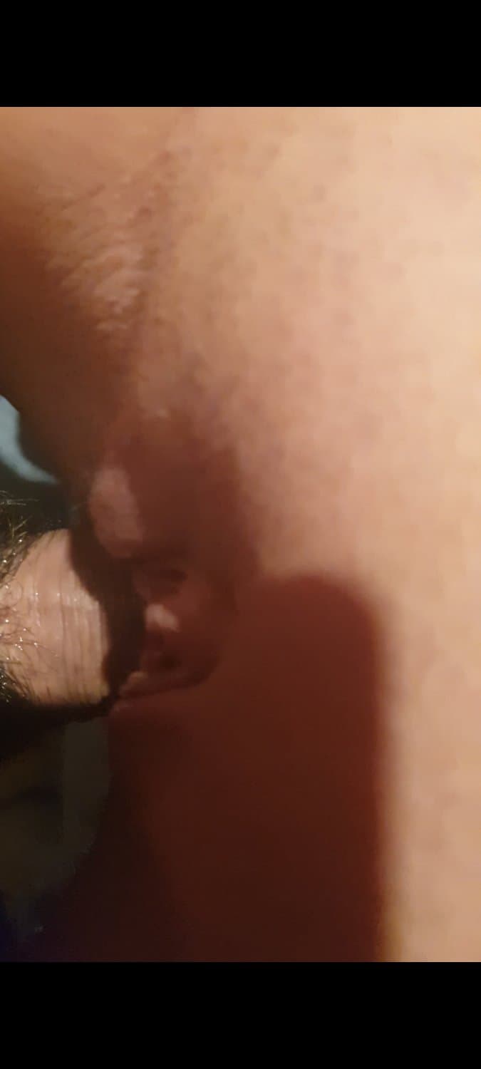 Puta Locura, Pack casero amateur mas video, puta es follada en el baño, da dan bien duro en el coño