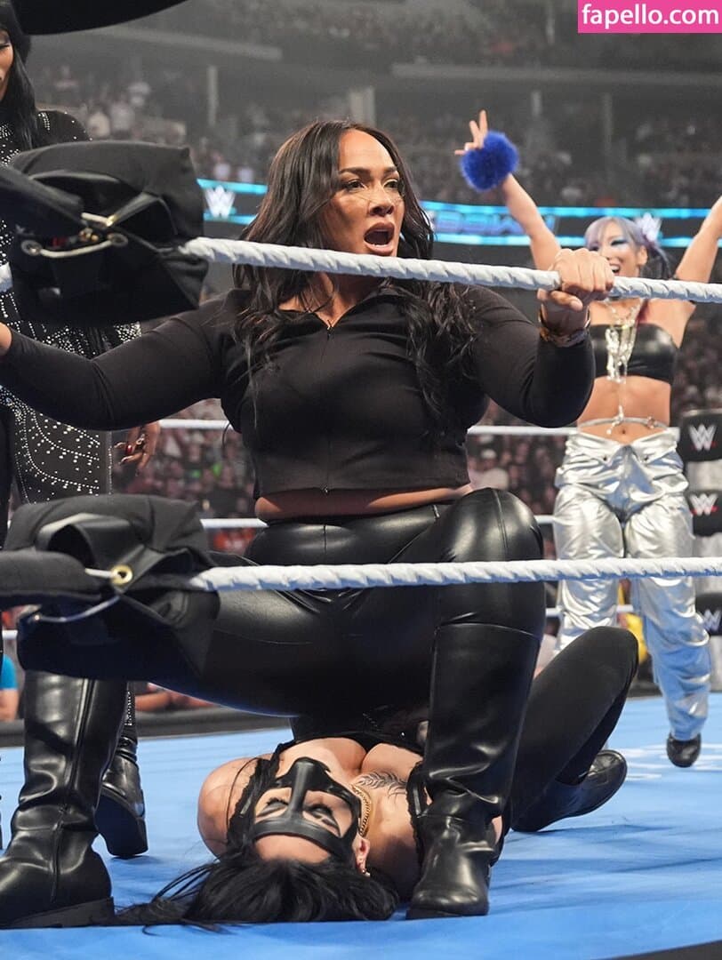 Nia jax