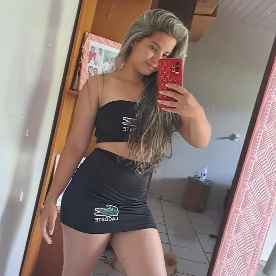 Leana lovings and Cecilia Alves