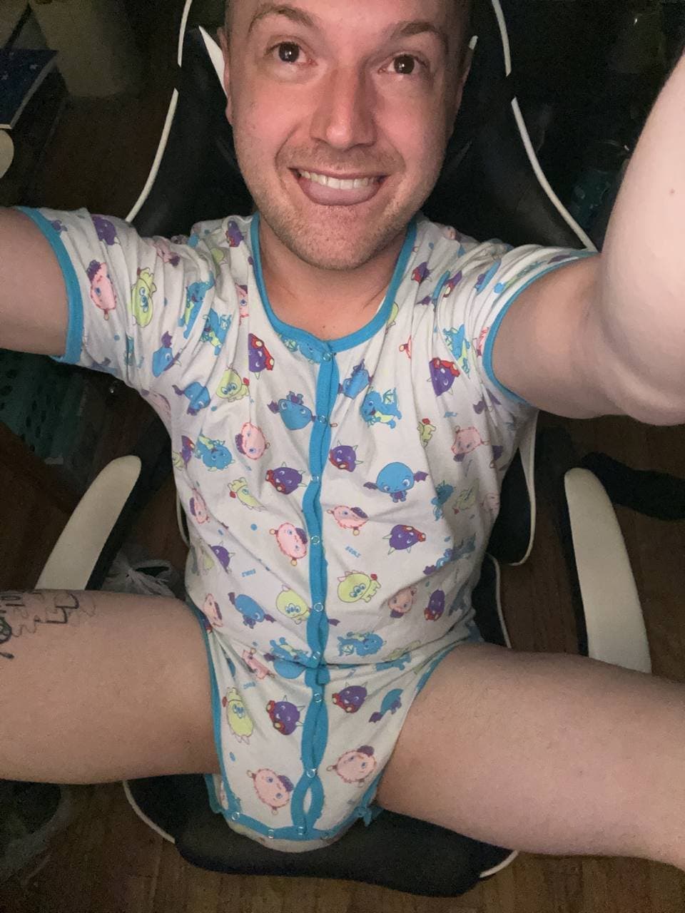 Kevin Flynn diaper boy for @lesles5