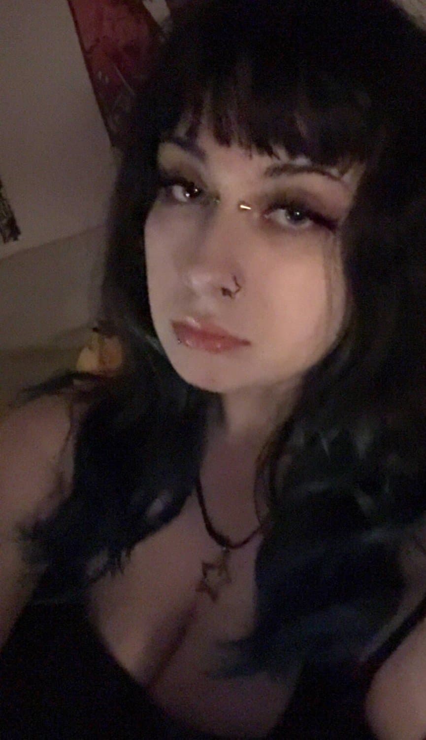 Depressed emo egirl from discord just for you