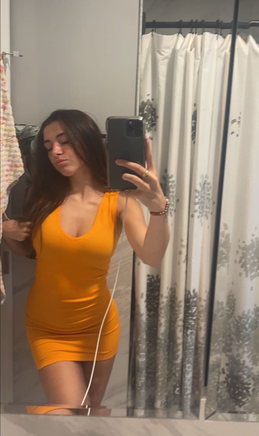 Evangeline G - Hot vsco teen (St. John’s)