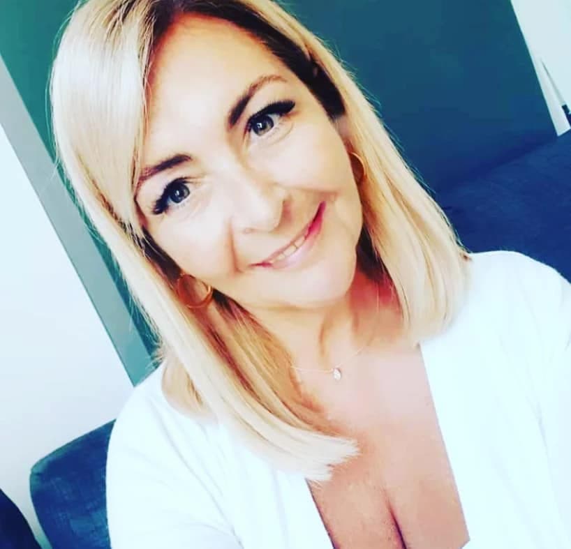 Ann Cath mature beauty