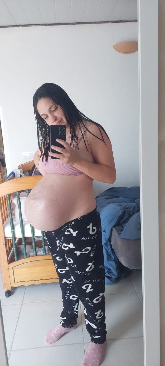 Nerea, embarazada puta española