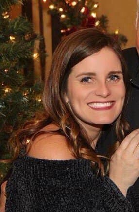 Friends Hunter and Courtney show off their tits and ass for their G G W shirts