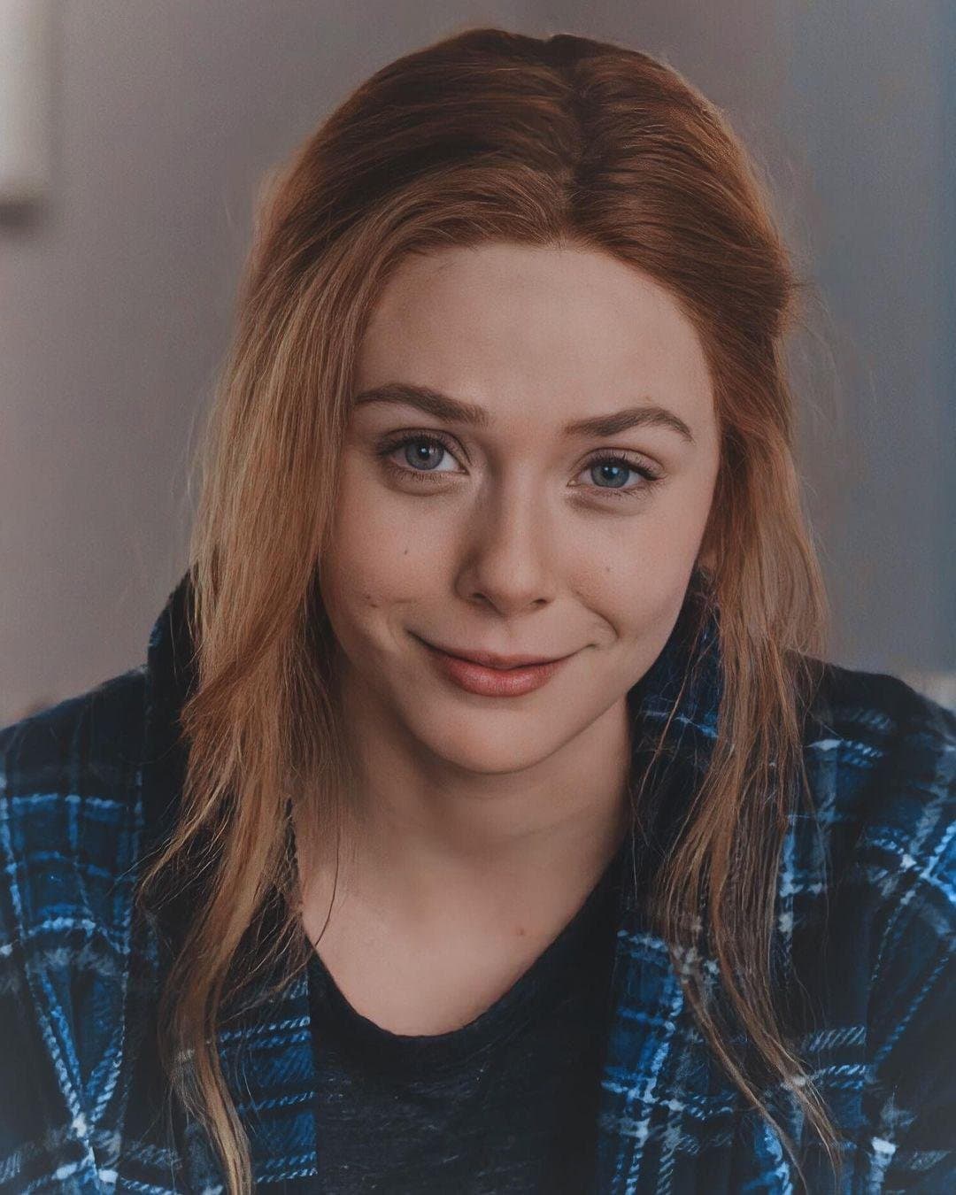 Click to view full size Elizabeth Olsen cum folder