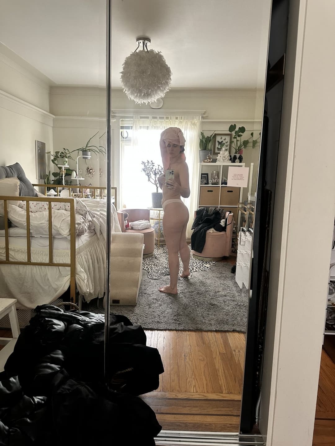 Cave Bitch Plays Whore