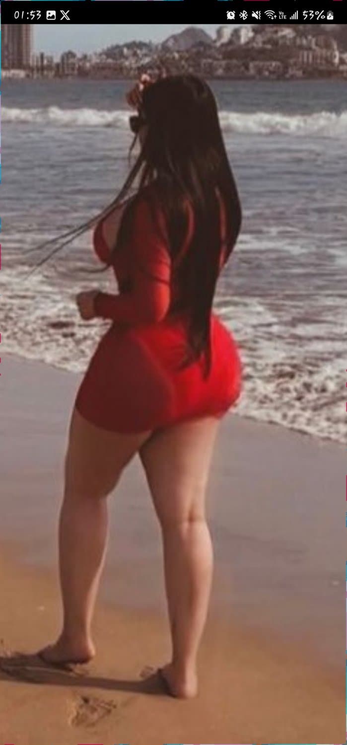 Chica buchona hermosa y de muy buen cuerpo