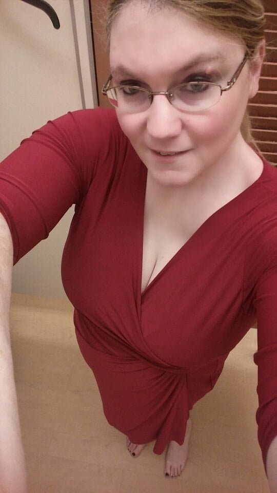 Janna Foglia Sexy Milf