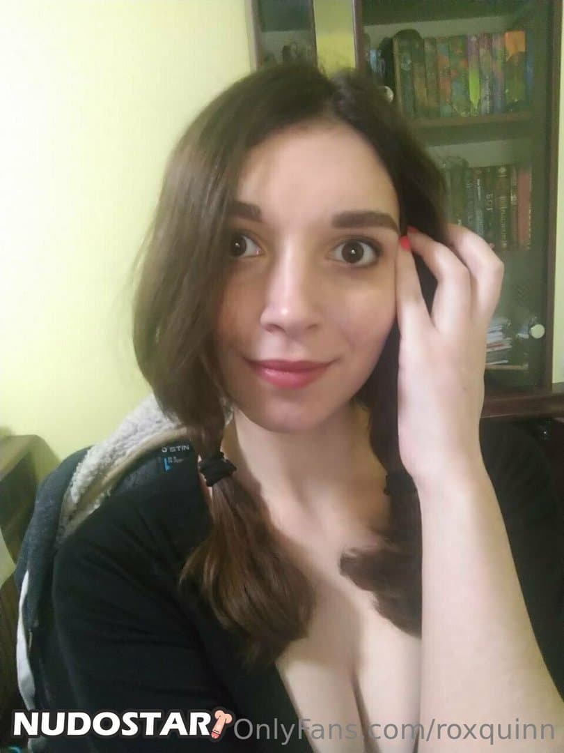 Click to view full size weeb otaku queenroxy