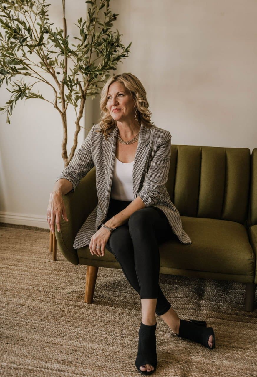 Niki the Business Bitch