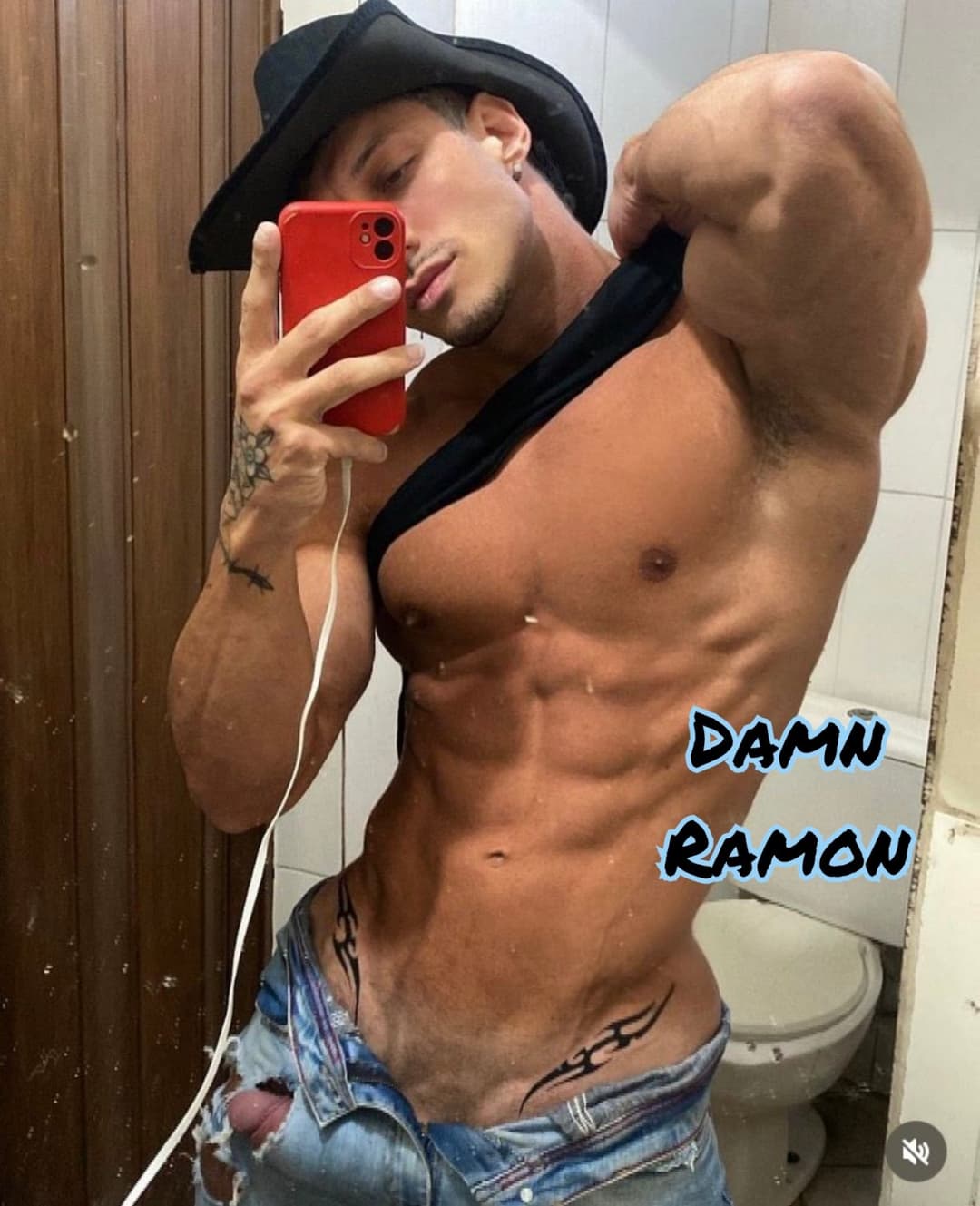 RAMON ??  MUSCULAR GAY WITH A THICK HAMMER ?????