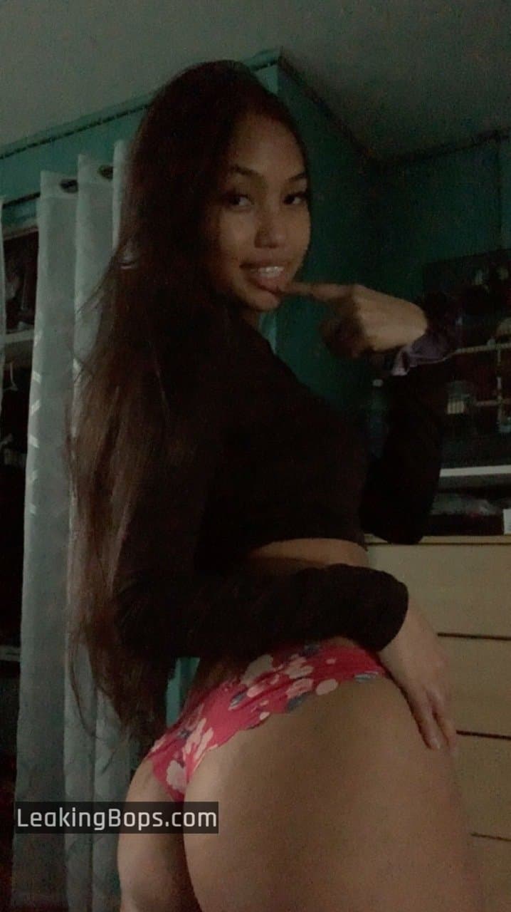 Click to view full size Filo abg asian does titty drop and arching her back naked in the mirror twerking