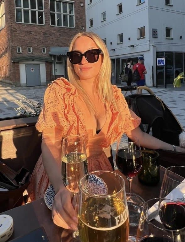 Swedish Denice, 21 Built to take only the biggest of dicks