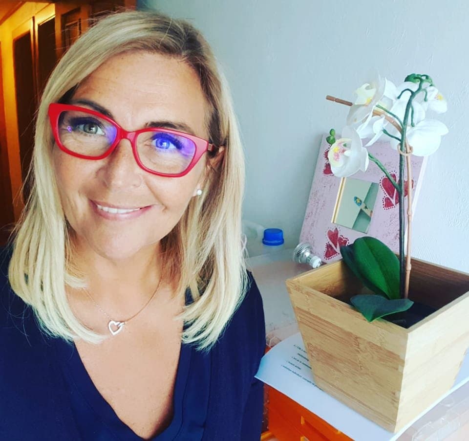 Ann Cath mature beauty