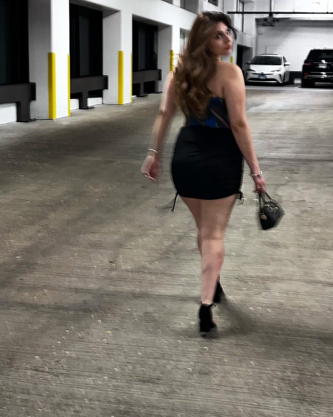 Romeoville IL baddie Kari Rodriguez with a fat ass