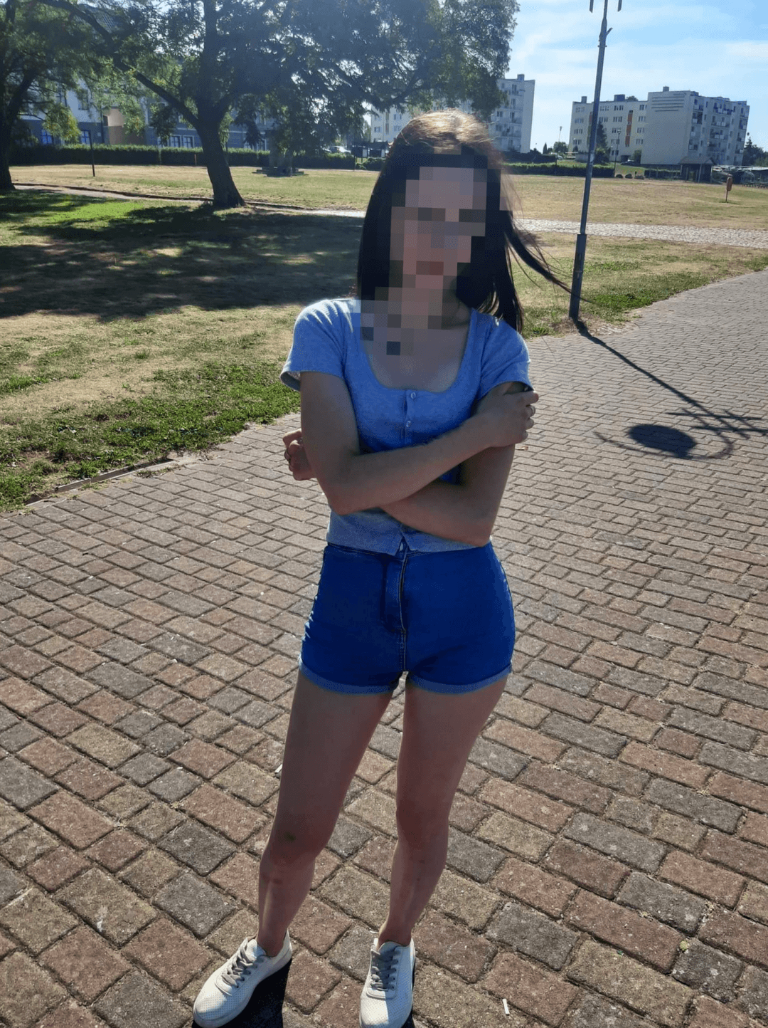 Real Couple looking for muslim/arab immigrants in Europe to meet