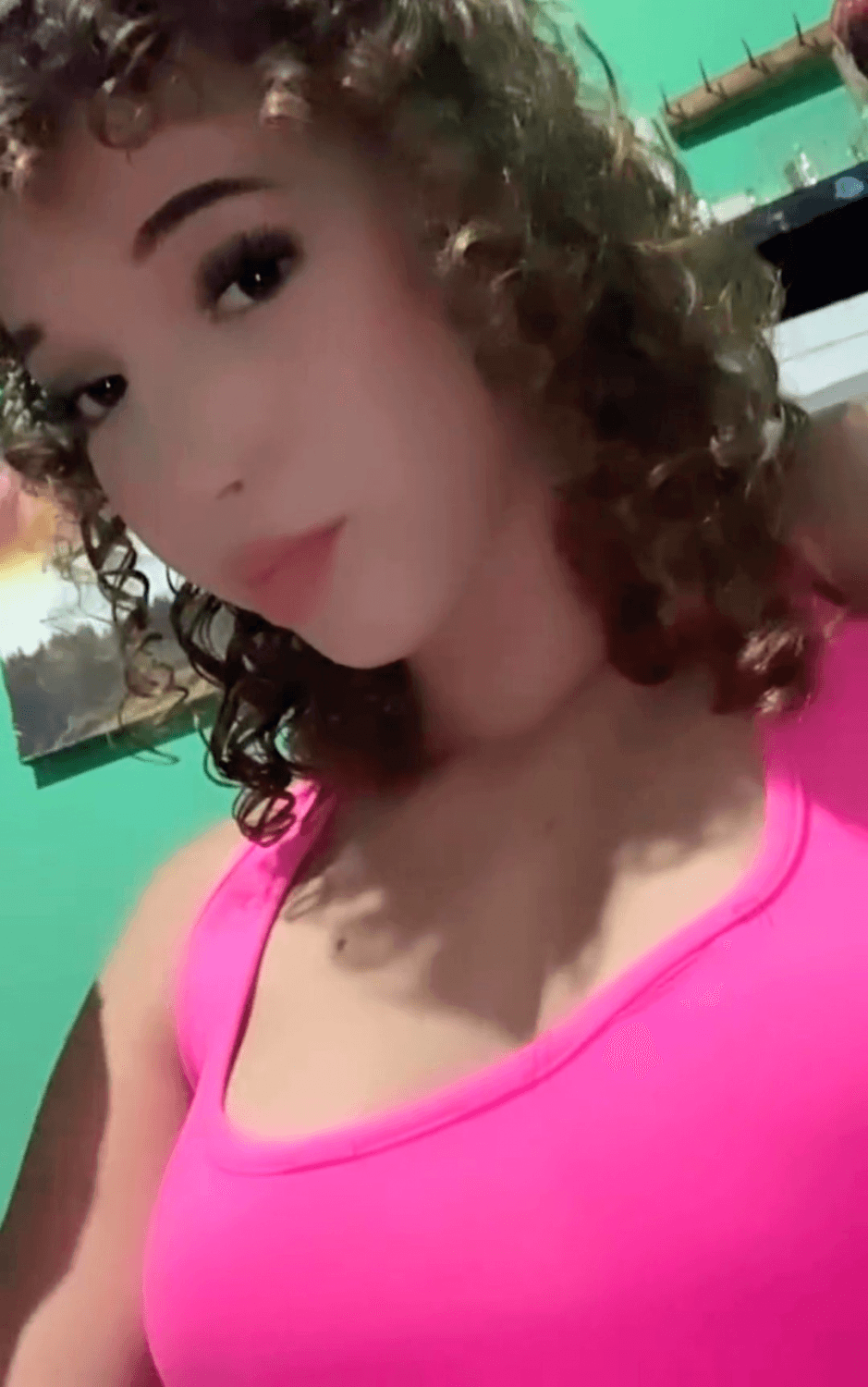 La sexy flaca tica y sus hermanas ?